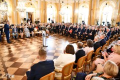 WELTKONGRESS "LAND - AUSWANDERUNG"